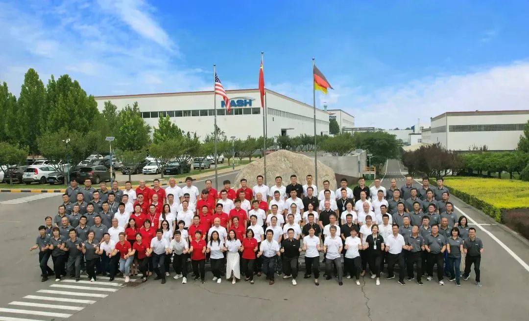 开云官方网站：尾盘闪崩跌近50% 升能集团：集团业务营运维持正常